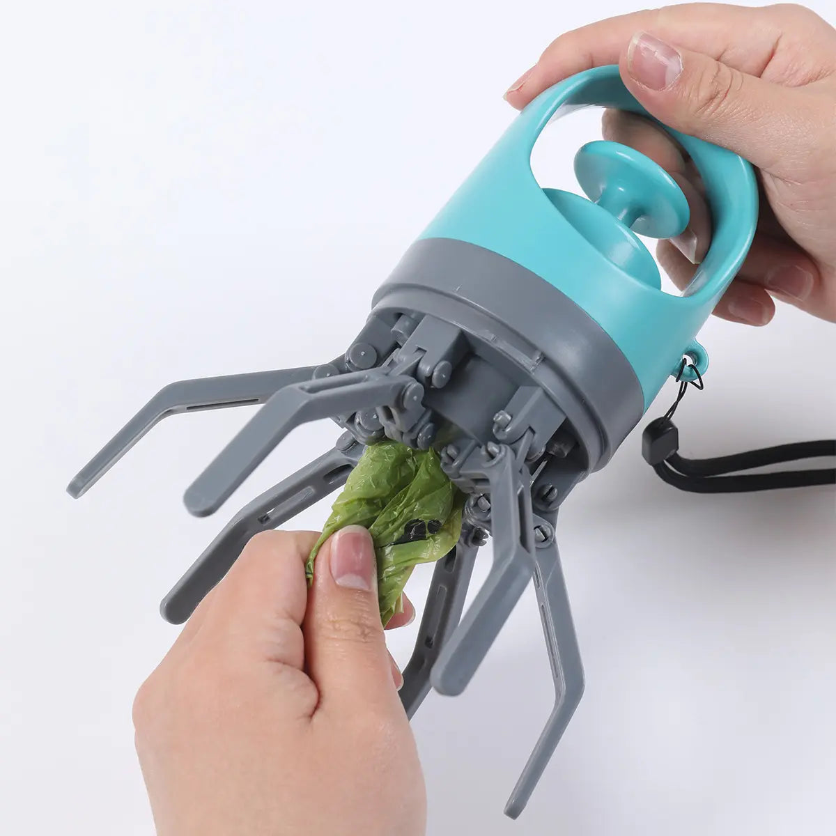 Dog Pooper Scooper - Portable No-Touch Outdoor Scooper with Teal Green Claw-Shaped Design, 15PCS Bag Attachment and Leak-Proof Waste Storage Container